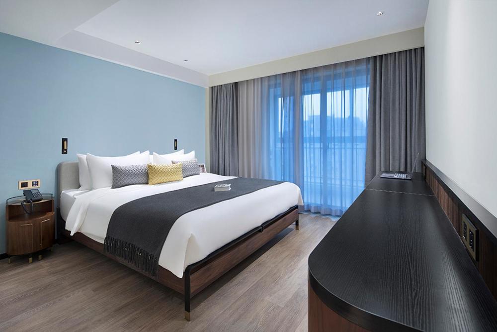 Citadines Hongqiao Center Shanghai Exterior photo